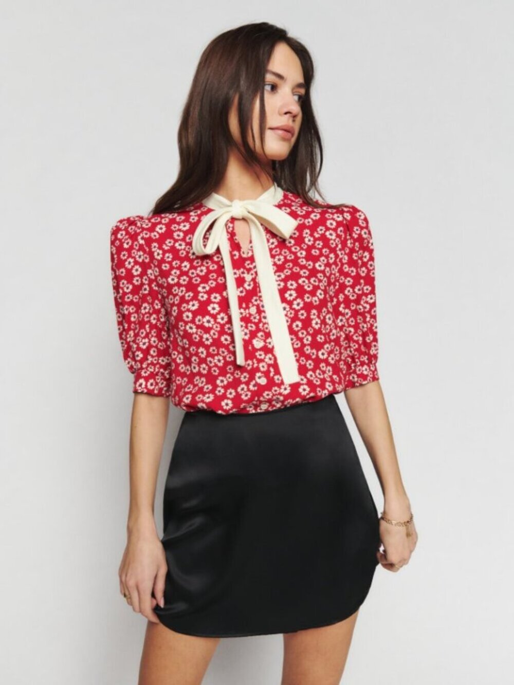Reformation Kinny Top Red Floral Bow-Front Blouse Size Medium NWT